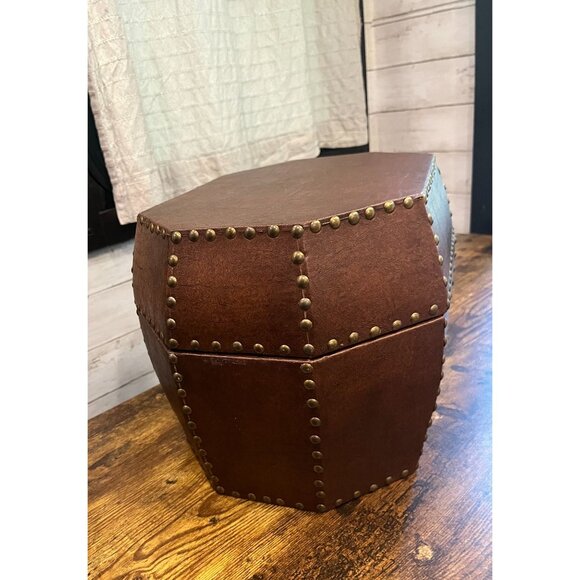 Studded Octagon Faux Leather Storage Box With Lid - Vintage-Inspired Decorative - Picture 4 of 16